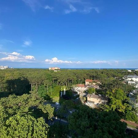 Appartamento Con Vista Panoramica E Piscina 利尼亚诺萨比亚多罗 外观 照片